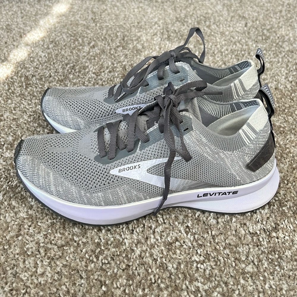 Women’s Brooks Levitate 4 running shoes.
